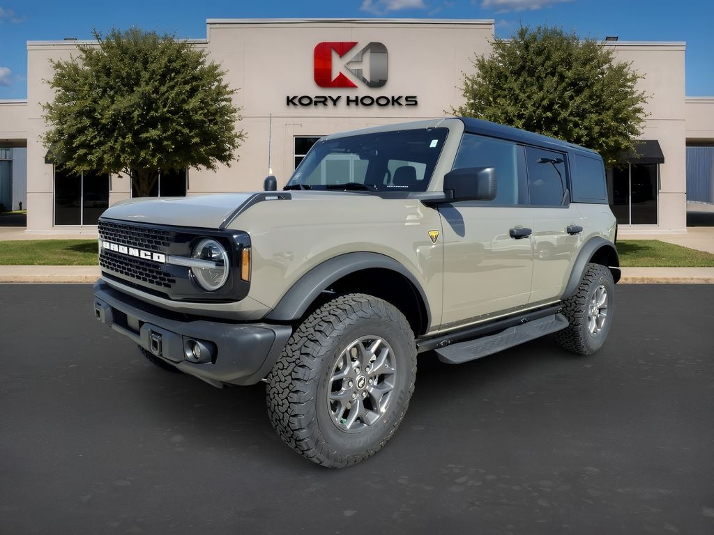 2025 Ford Bronco Badlands in Marsh Gray — front three-quarter view
