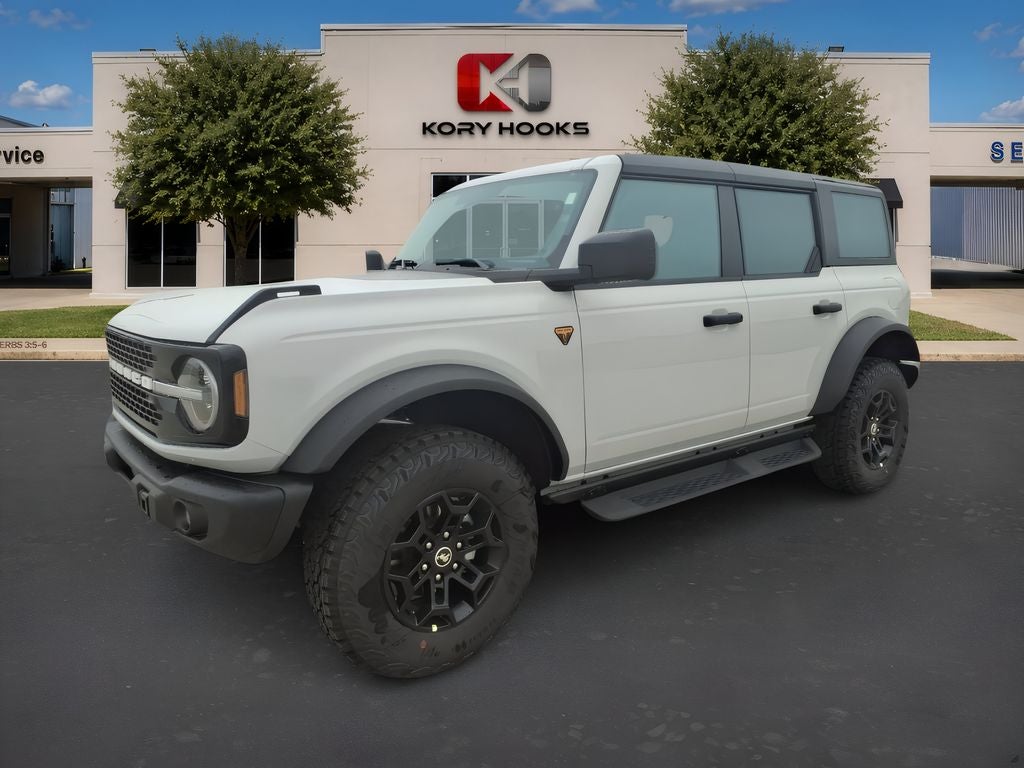 2026 Ford Bronco Badlands in Avalanche Gray — front three-quarter view