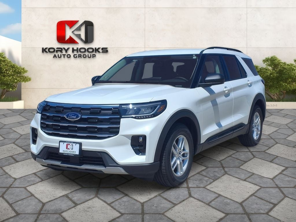 2026 Ford Explorer Active in Star White Metallic Tri-Coat — front three-quarter view